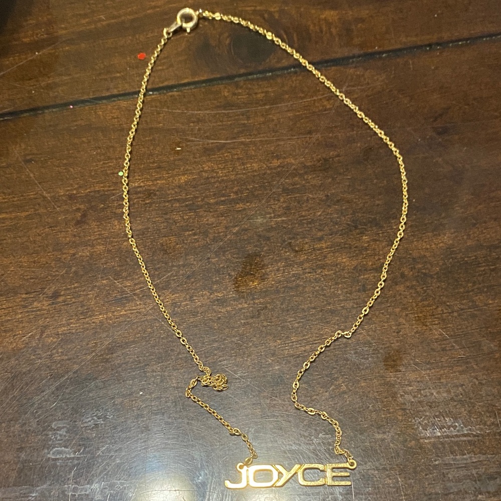 Gold JOYCE Name Necklace